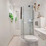 Central With Balcony, Self-check In & Private Entrance דירה ברגן