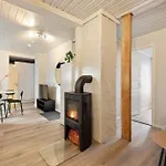 Central With Balcony, Self-check In & Private Entrance *