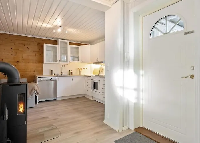 Central With Balcony, Self-check In & Private Entrance Apartamento *
